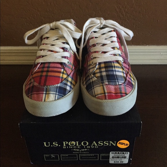 U.S. Polo Mackay Sneakers Red Multi Plaid Size 7 - Picture 2 of 4